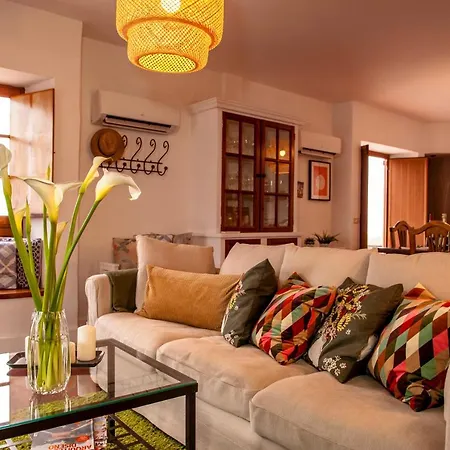 Castanos - Panoramic View Vila