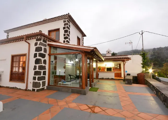 Villa Castanos - Panoramic View *